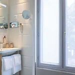 Mercure Paris Cloud Hippodrome Hotel