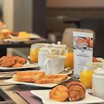 Hotel Mercure Paris Cloud Hippodrome