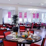 Mercure Paris Cloud Hippodrome Saint-Cloud