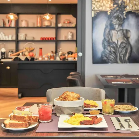 Mercure Paris Cloud Hippodrome