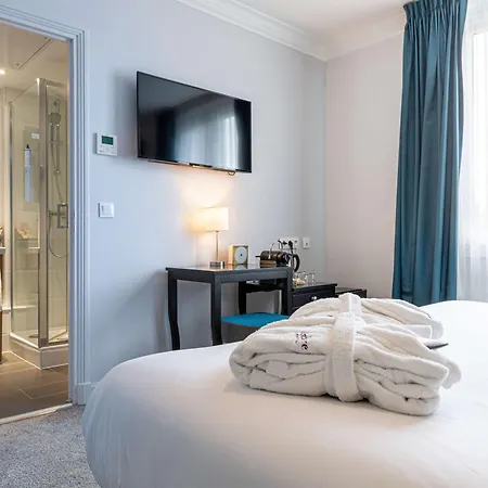 Mercure Paris Cloud Hippodrome 4*
