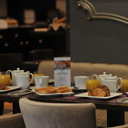 Mercure Paris Cloud Hippodrome מלון סן-קלוד