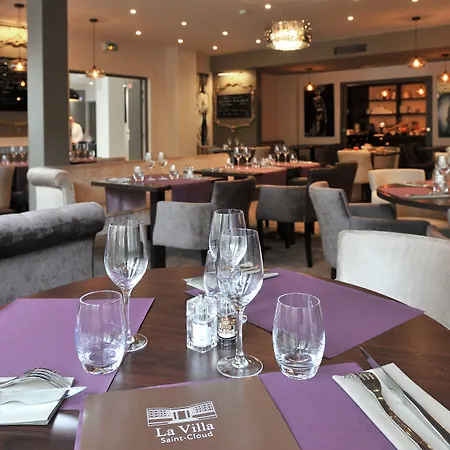 Mercure Paris Cloud Hippodrome 4*