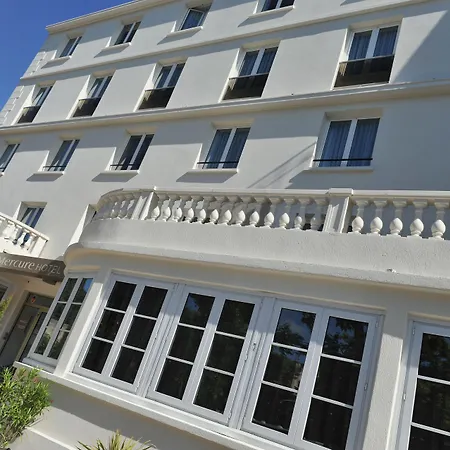 Mercure Paris Cloud Hippodrome 4*