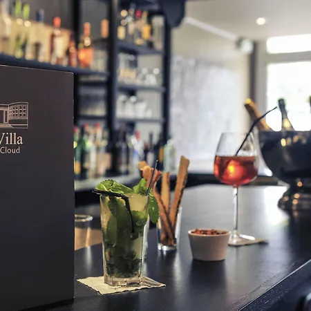 Mercure Paris Cloud Hippodrome Hotel 4*