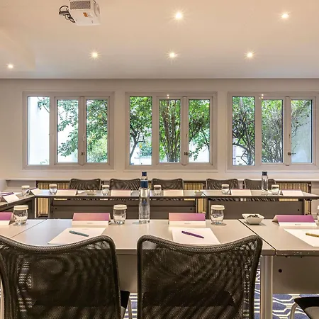 Otel Mercure Paris Cloud Hippodrome