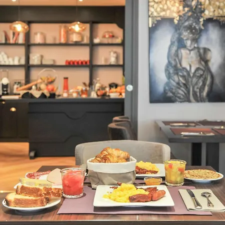 מלון Mercure Paris Cloud Hippodrome