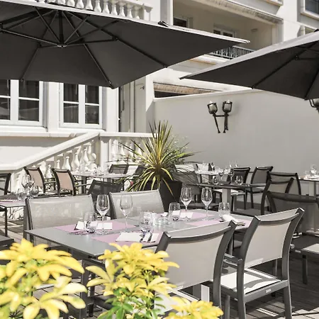 Mercure Paris Cloud Hippodrome 4* Saint-Cloud