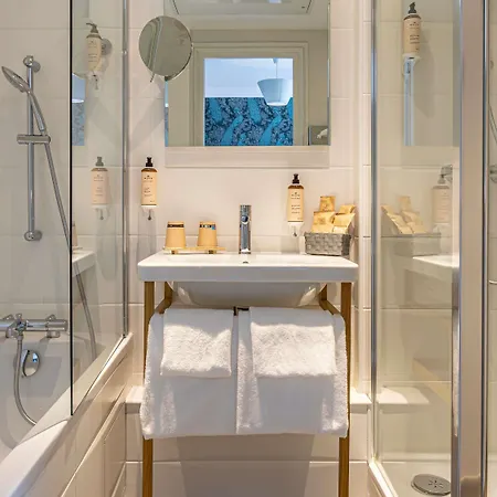 Mercure Paris Cloud Hippodrome Отель