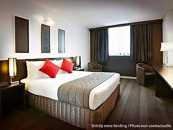 Hotel Mercure Paris Cloud Hippodrome