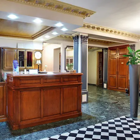 Hotel Mercure Paris Cloud Hippodrome