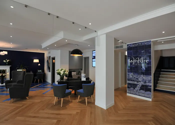 Mercure Paris Cloud Hippodrome Hotell 4*