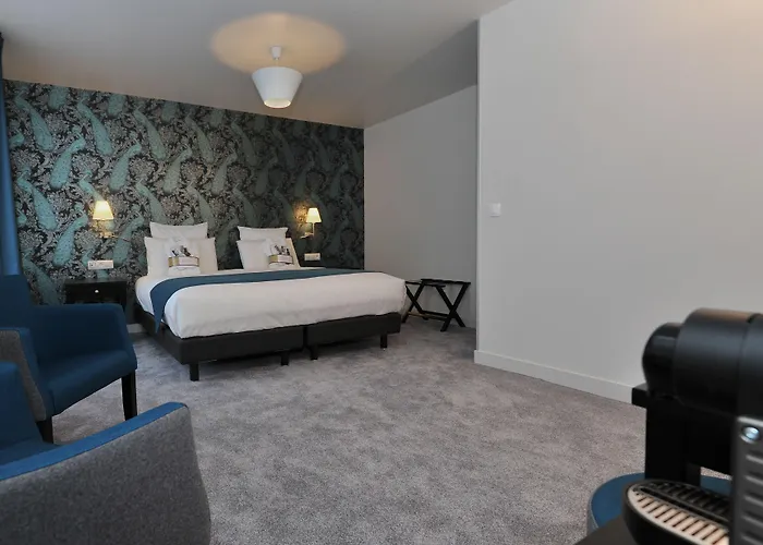 Mercure Paris Cloud Hippodrome Hotel