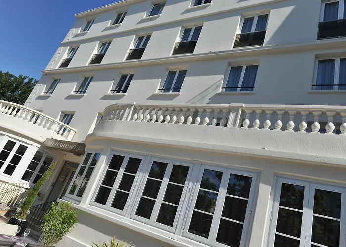 Mercure Paris Cloud Hippodrome 4*