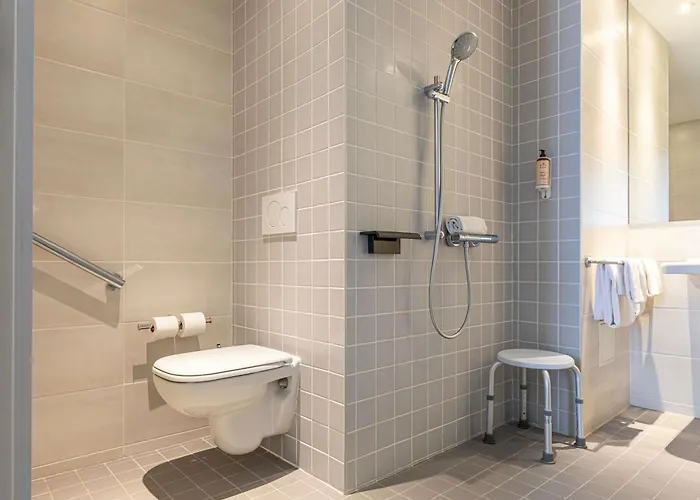 Mercure Paris Cloud Hippodrome 4* Saint-Cloud