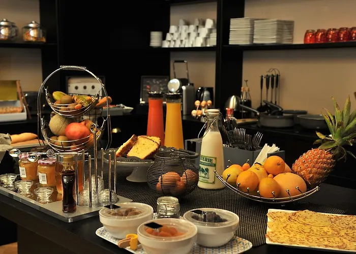 Hotell Mercure Paris Cloud Hippodrome 4*